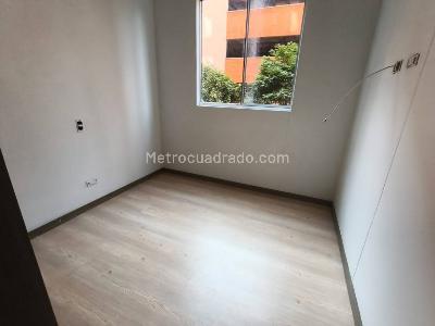 Apartamento en arriendo en San German, Medellín · foto 10 de 14