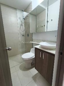 Apartamento en arriendo en San German, Medellín · foto 12 de 14