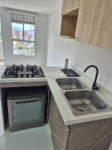 Apartamento en venta en Calasanz, Medellín · foto 5 de 18