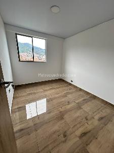 Apartamento de 3 alcobas en venta en Bello, Bello, 74 m² · foto 11 de 19