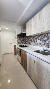 Apartamento de 2 alcobas en arriendo en San German, Medellín, 72 m² · foto 3 de 19
