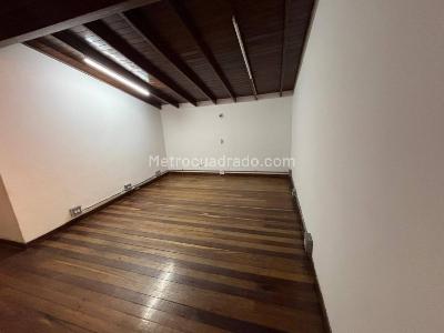 Casa de 4 alcobas en arriendo en El Velodromo, Medellín, 200 m² · foto 7 de 20