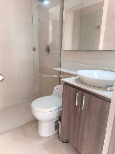 Apartamento en arriendo en San German, Medellín · foto 8 de 12