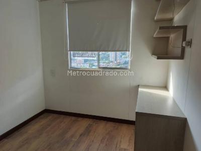 Apartamento en arriendo en San German, Medellín · foto 8 de 13