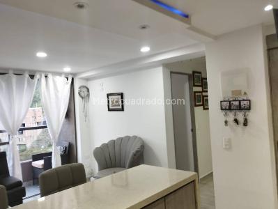 Apartamento de 2 alcobas en arriendo en Loma De Los Bernal, Medellín, 50 m² · foto 6 de 14