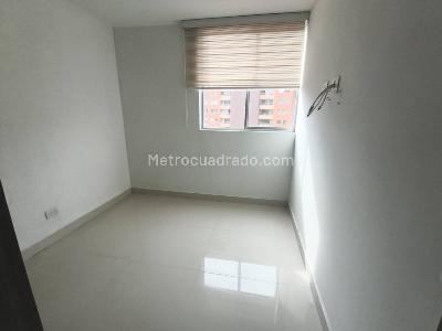 Apartamento de 3 alcobas en arriendo en San German, Medellín, 70 m² · foto 9 de 18