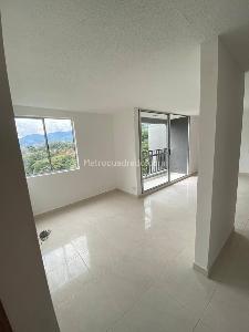 Apartamento de 2 alcobas en arriendo en Itagui, Itagüí, 58 m² · foto 13 de 20
