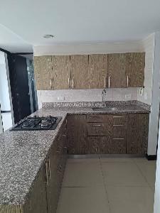 Apartamento de 2 alcobas en arriendo en Loma De Los Parra, Medellín, 55 m² · foto 2 de 15