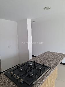Apartamento de 2 alcobas en arriendo en Loma De Los Parra, Medellín, 55 m² · foto 5 de 15
