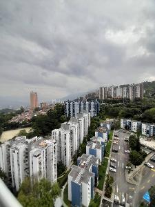 Apartamento de 2 alcobas en arriendo en Loma Del Inidio, Medellín, 72 m² · foto 3 de 14