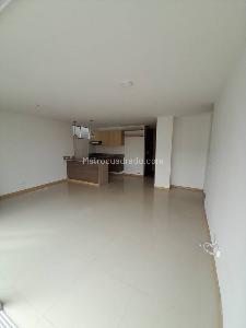 Apartamento de 2 alcobas en arriendo en Loma Del Inidio, Medellín, 72 m² · foto 4 de 14