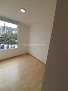 Apartamento de 2 alcobas en arriendo en Loma Del Inidio, Medellín, 72 m² · foto 8 de 14