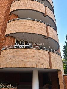 Apartamento de 3 alcobas en arriendo en Laureles, Medellín, 123 m² · foto 8 de 18