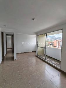 Apartamento de 2 alcobas en arriendo en Calasanz, Medellín, 54 m² · foto 6 de 20
