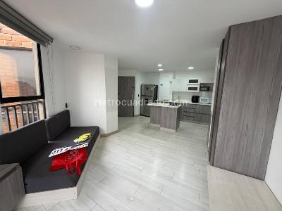 Apartaestudio en venta en Bolivariana, Medellín, 40 m² · foto 8 de 17