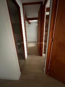 Apartamento de 3 alcobas en venta en Robledo, Medellín, 47 m² · foto 10 de 14