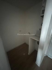 Apartamento de 3 alcobas en venta en Robledo, Medellín, 47 m² · foto 3 de 14
