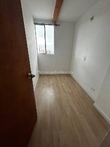 Apartamento de 3 alcobas en venta en Robledo, Medellín, 47 m² · foto 8 de 14