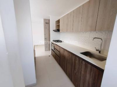 Apartamento de 3 alcobas en arriendo en San Diego, Medellín, 80 m² · foto 3 de 13