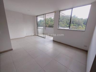 Apartamento de 3 alcobas en arriendo en San Diego, Medellín, 80 m² · foto 5 de 13