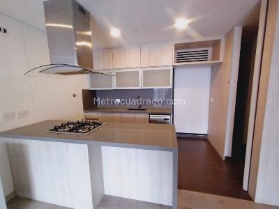 Apartamento de 2 alcobas en arriendo en San Lucas, Medellín, 78 m² · foto 2 de 13