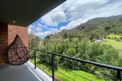 Apartamento de 1 alcoba en venta en La Calera, Bogotá, 90 m² · foto 5 de 15