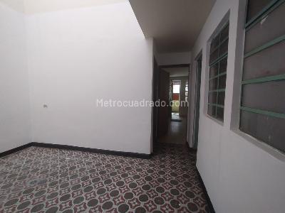 Casa de 5 alcobas en venta en El Encanto Engativa, Bogotá, 427 m² · foto 7 de 20