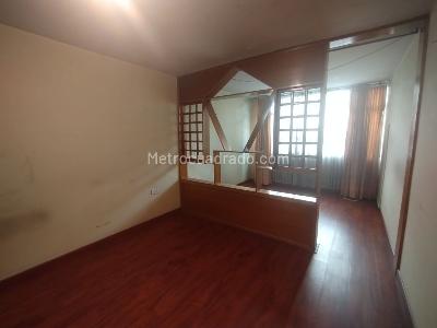 Casa de 5 alcobas en venta en El Encanto Engativa, Bogotá, 427 m² · foto 9 de 20