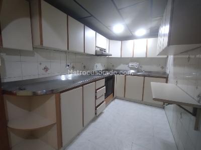 Casa de 5 alcobas en venta en El Encanto Engativa, Bogotá, 427 m² · foto 11 de 20