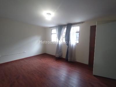 Casa de 5 alcobas en venta en El Encanto Engativa, Bogotá, 427 m² · foto 14 de 20