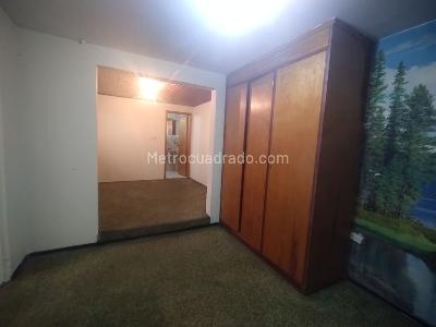 Casa de 5 alcobas en venta en El Encanto Engativa, Bogotá, 427 m² · foto 15 de 20