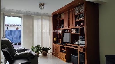 Casa de 4 alcobas en venta en Cedro Golf, Bogotá, 219 m² · foto 5 de 20