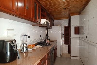 Apartamento de 3 alcobas en venta en Suba Lombardia, Bogotá, 80 m² · foto 8 de 20