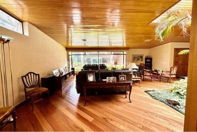 Casa de 5 alcobas en venta en Chico Norte, Bogotá, 798 m² · foto 7 de 20