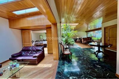 Casa de 5 alcobas en venta en Chico Norte, Bogotá, 798 m² · foto 16 de 20