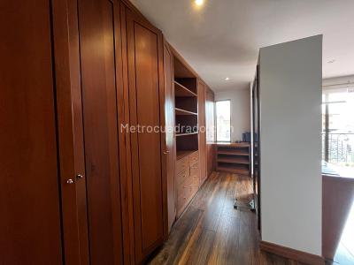 $895.000.000 en Av