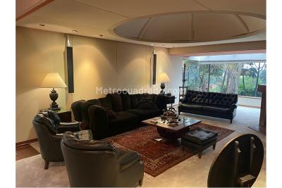 Casa de 4 alcobas en venta en El Refugio, Bogotá, 827 m² · foto 9 de 20