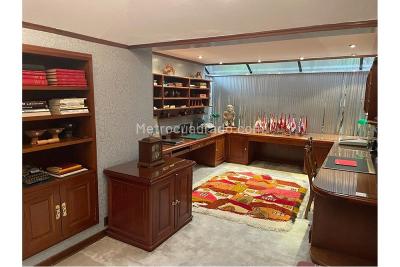 Casa de 4 alcobas en venta en El Refugio, Bogotá, 827 m² · foto 18 de 20