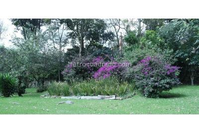 Casa de 5 alcobas en venta en Cerros De Suba, Bogotá, 1600 m² · foto 19 de 20