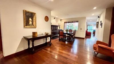 Apartamento de 3 alcobas en venta en Los Rosales, Bogotá, 190 m² · foto 3 de 20