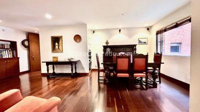 Apartamento de 3 alcobas en venta en Los Rosales, Bogotá, 190 m² · foto 15 de 20