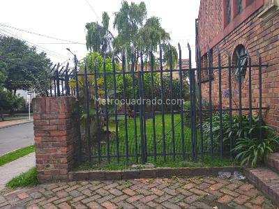 Casa de 5 alcobas en venta en Quinta Camacho, Bogotá, 388 m² · foto 9 de 20