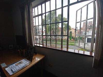 Casa de 5 alcobas en venta en Quinta Camacho, Bogotá, 388 m² · foto 11 de 20