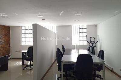 Casa de 4 alcobas en venta en Pontevedra, Bogotá, 275 m² · foto 16 de 20