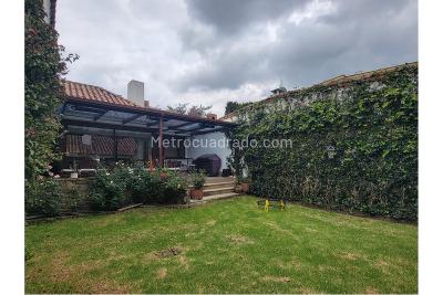 Casa de 4 alcobas en venta en Santa Ana, Bogotá, 907 m² · foto 8 de 20