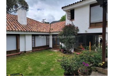 Casa de 4 alcobas en venta en Santa Ana, Bogotá, 907 m² · foto 9 de 20