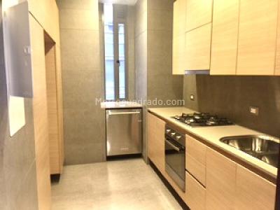 Apartamento de 2 alcobas en venta en Chico, Bogotá, 124 m² · foto 10 de 20