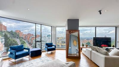 Apartamento en venta en El Refugio, Bogotá · foto 2 de 20