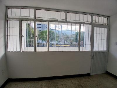 Casa de 4 alcobas en venta en Cabecera Del Llano, Bucaramanga, 454 m² · foto 4 de 14