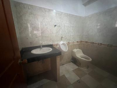 Casa de 4 alcobas en venta en Cabecera Del Llano, Bucaramanga, 454 m² · foto 11 de 14